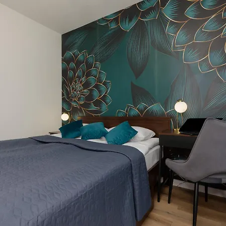 Lejlighed Lopuszanska With Balcony In By Renters *