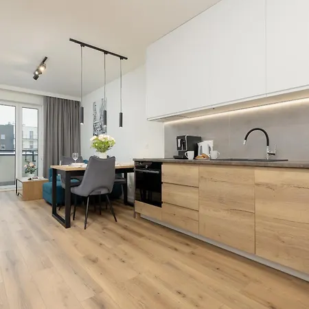 Lopuszanska With Balcony In By Renters